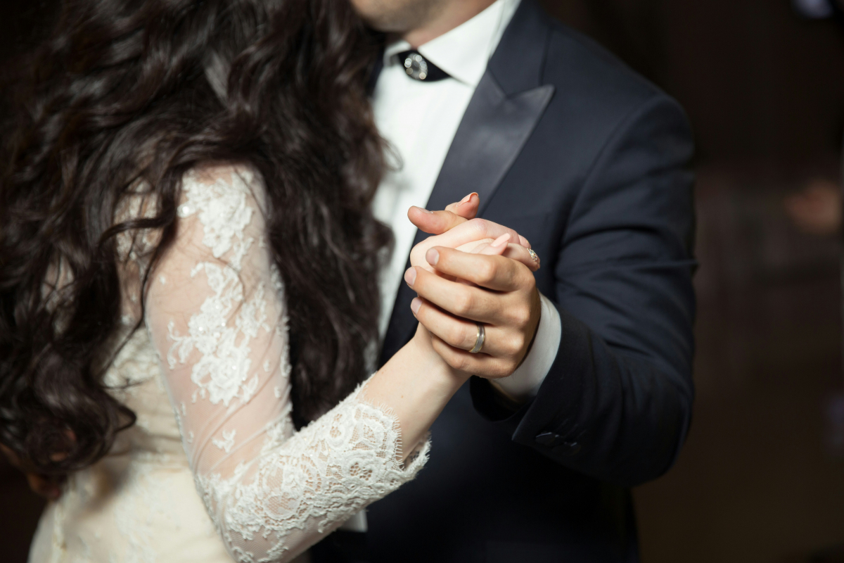 Timeline for Hiring a Marriage Celebrant in Australia